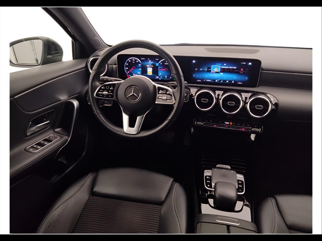 Mercedes-Benz Classe A - W177 2018 - A 180 d Sport Extra auto