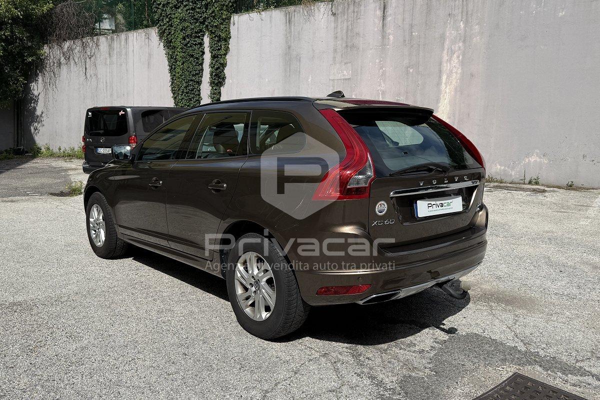 VOLVO XC60 D4 AWD Geartronic Momentum
