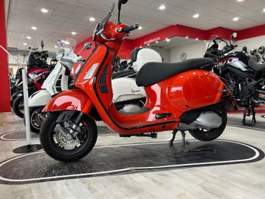 Vespa GTS 300 hpe Supersport