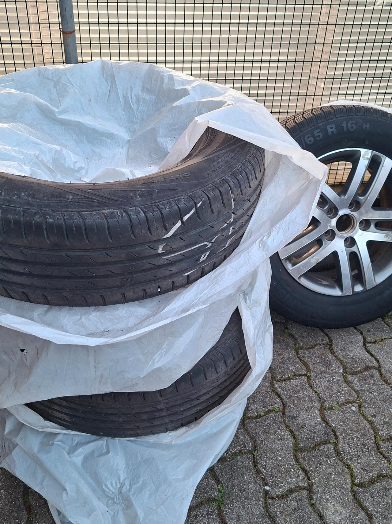 VOLKSWAGEN TIGUAN 2016 DIESEL EURO6B MODELLO CROSS