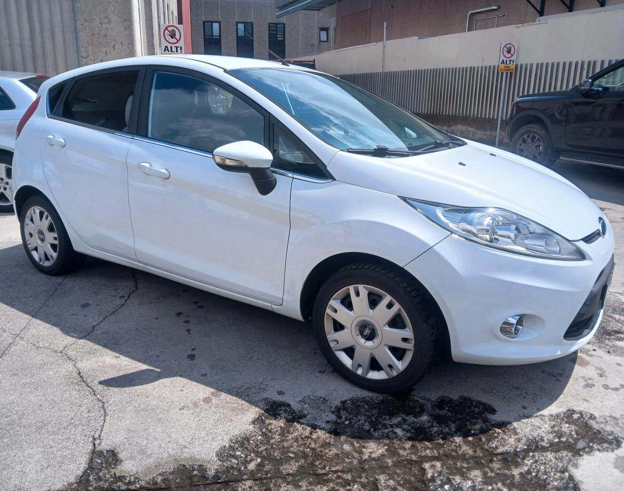 Ford Fiesta Fiesta+ 1.4 5 porte Bz.- GPL