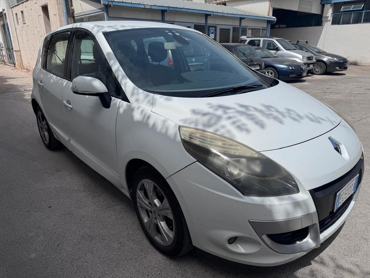 Renault Scenic Scénic X-Mod 1.5 dCi 110CV Dynamique
