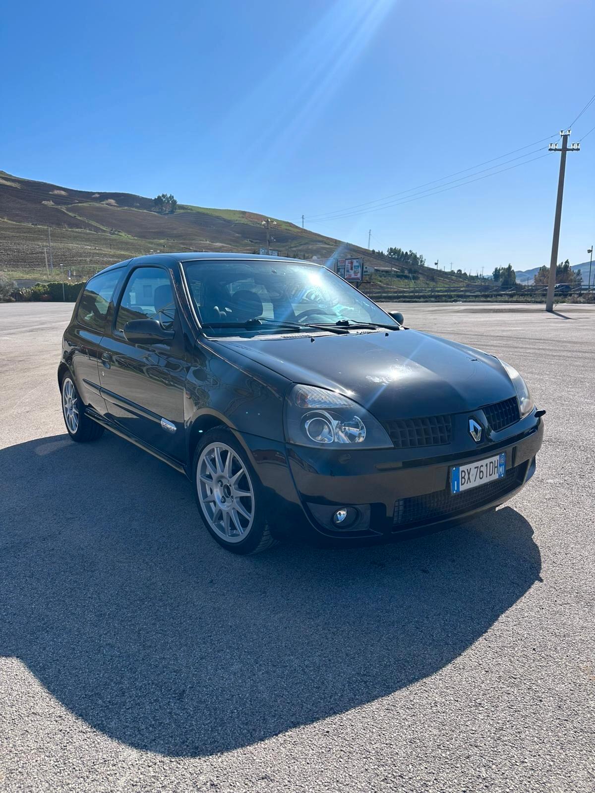 Renault Clio 2.0 16V Sport