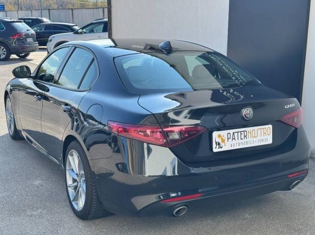 Alfa Romeo Giulia 2.2 t Super 180cv auto