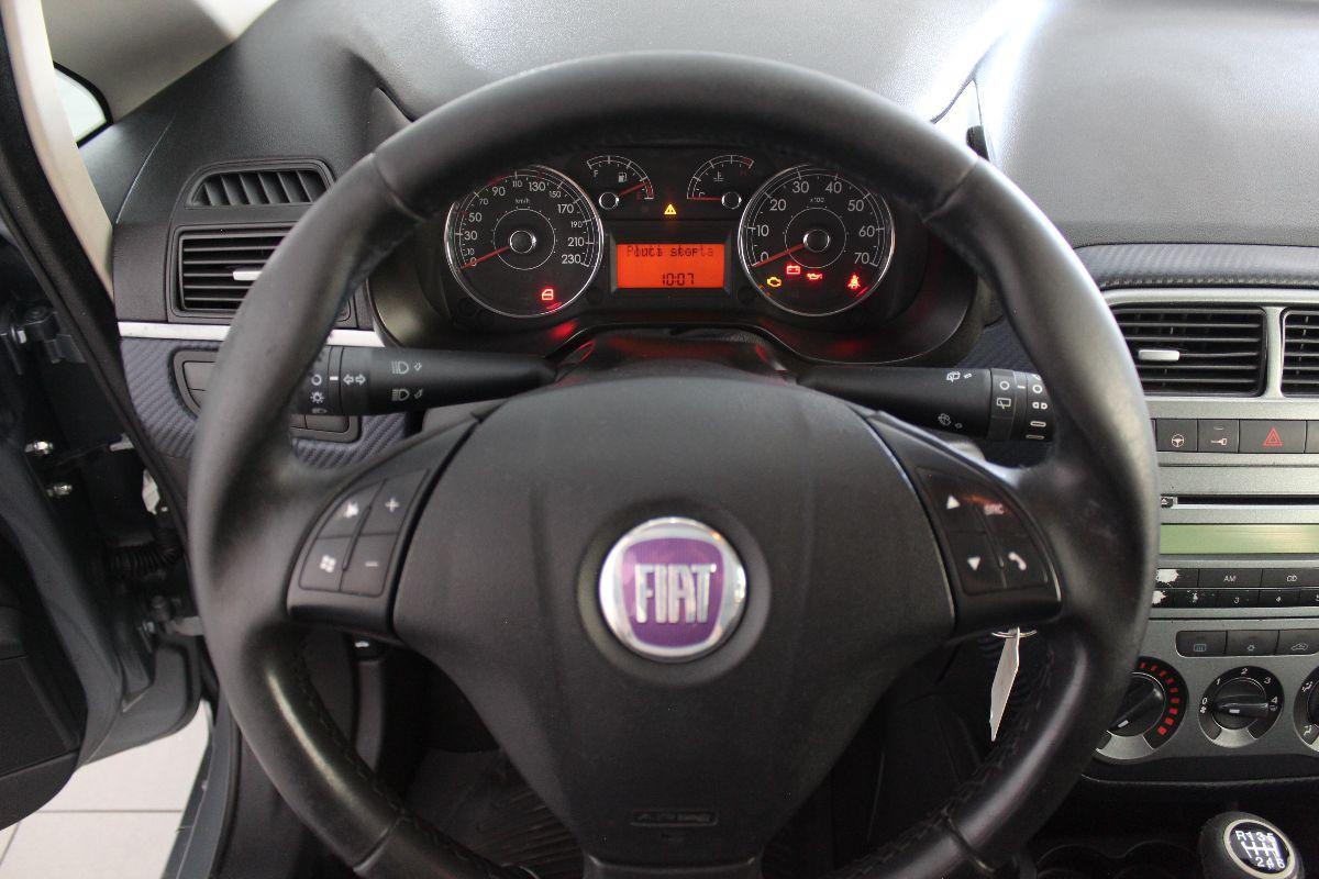 FIAT - Grande Punto - 1.3 MJT 90 CV 5p. Dynamic