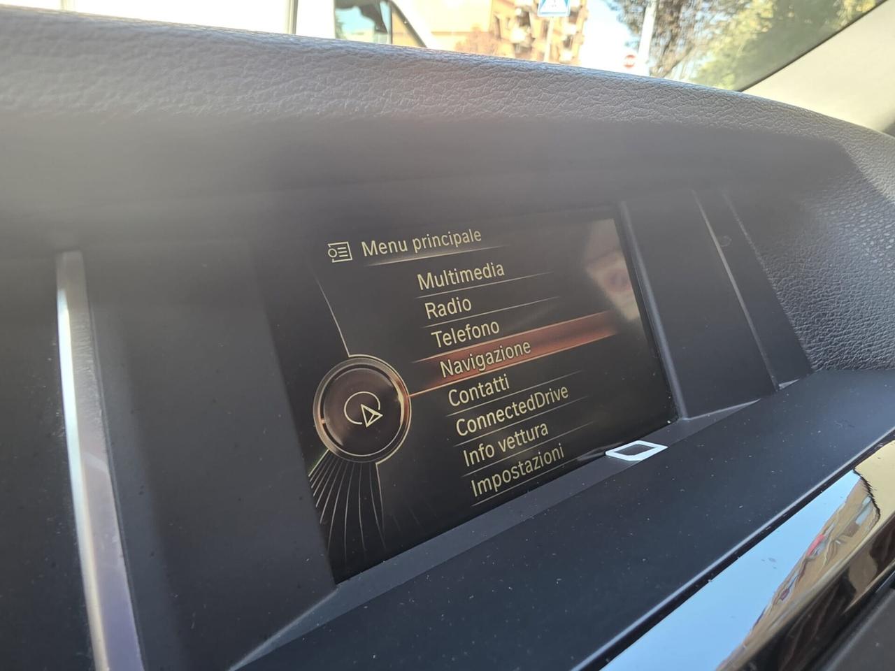 BMW X3 SDRIVE18D 2.0 - 150CV - GANCIO TRAINO