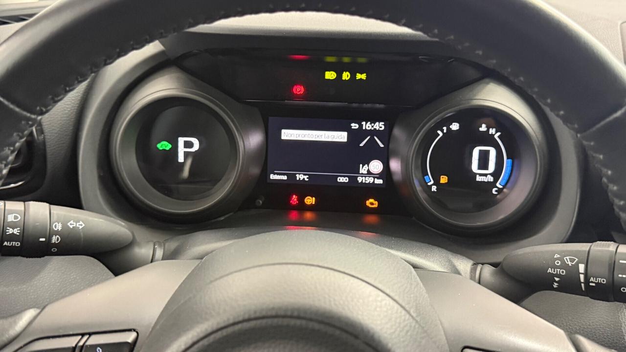 Toyota Yaris Cross 1.5 Hybrid 5p. VENDUTA
