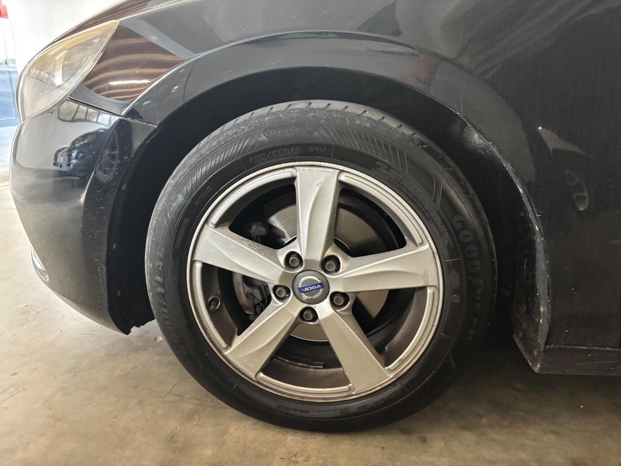 Volvo V40 D2 1.6 |INTERNI B-COLOR|TETTO|