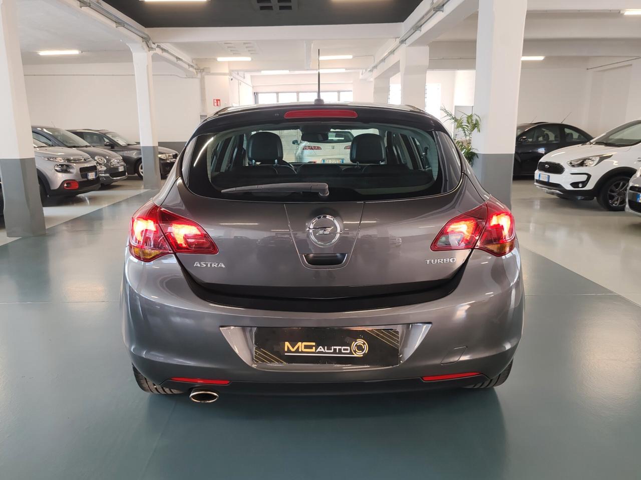 Opel Astra 1.4 Turbo 140CV 5 porte Cosmo