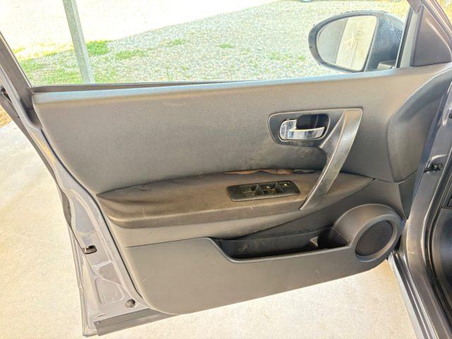 NISSAN Qashqai+2 1.6 16V Visia 7 POSTI BENZINA TETTO PANORAMICO