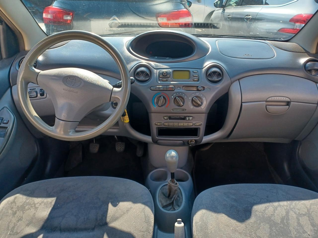 Toyota Yaris 1.0 5 porte Sol UNICO PROPRIETARIO