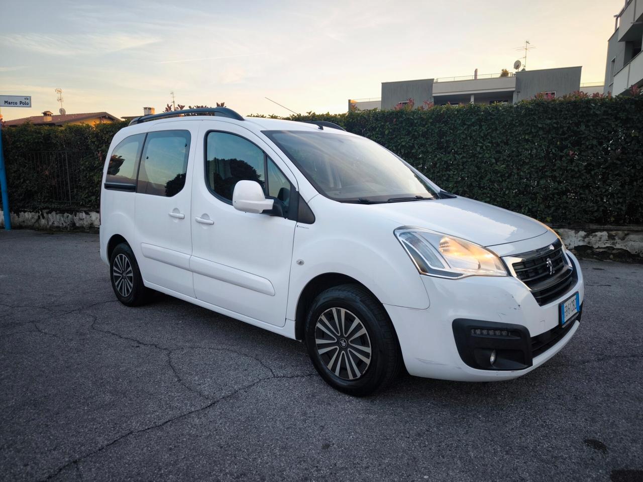 PEUGEOT PARTNER TEPEE 1,6 HDI – OK NEOPATENTATI