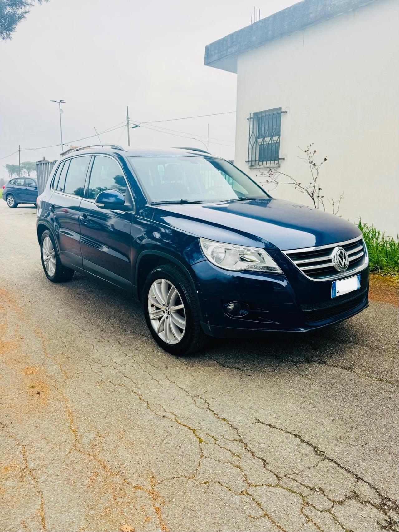 Volkswagen Tiguan 2.0 16V TDI DPF Sport & Style (18°)