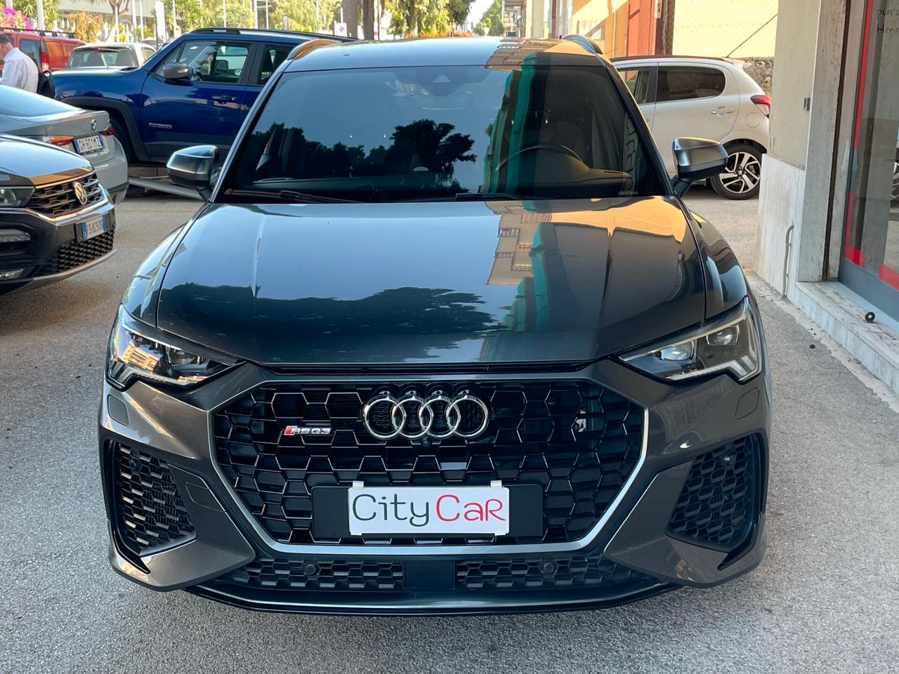 Audi Q3 RS quattro S tronic