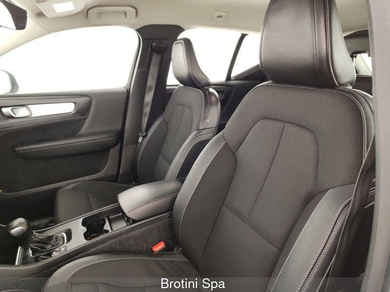 Volvo XC40 XC40 T3 Momentum Pro