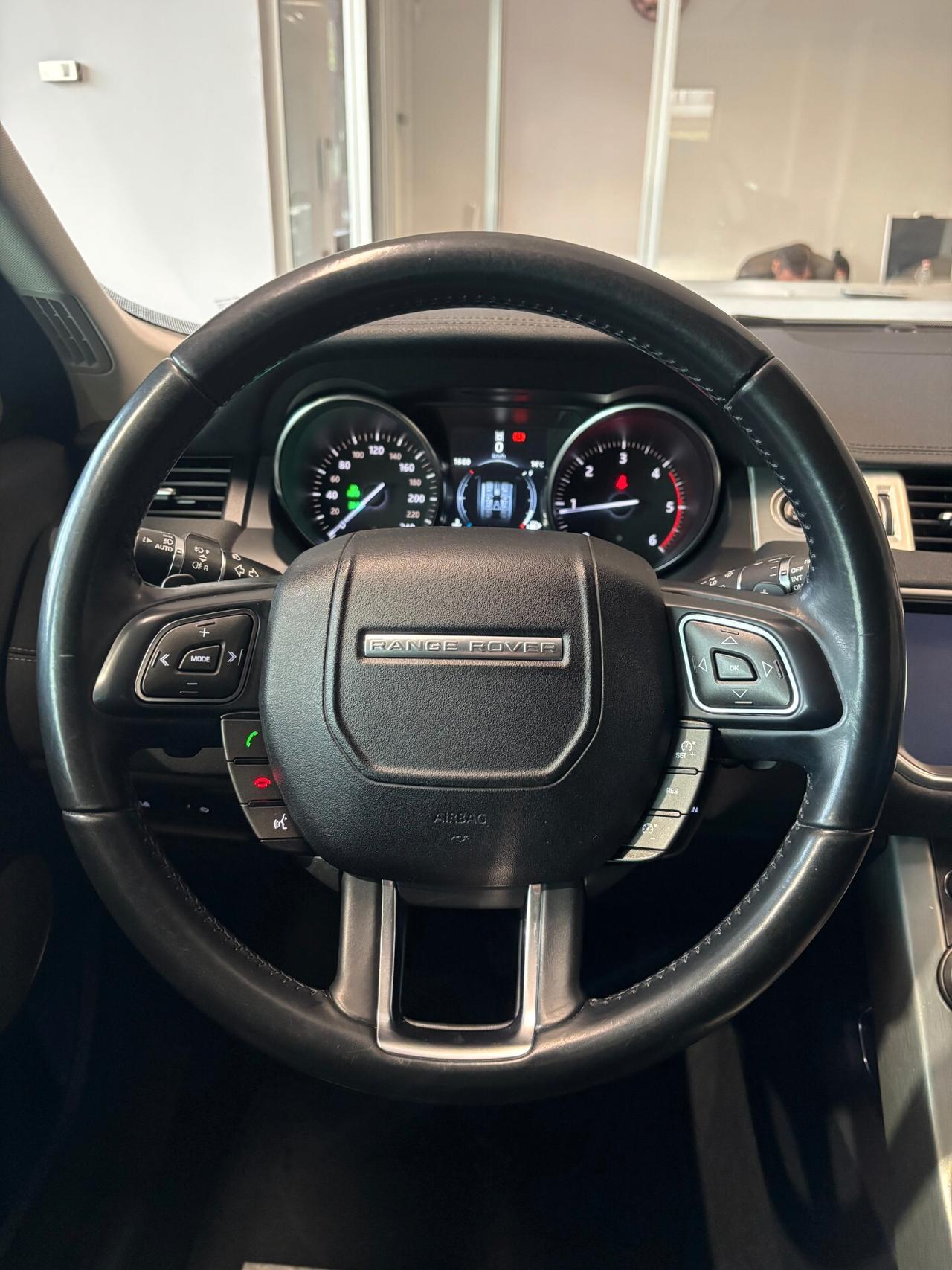 Land Rover Range Rover Evoque 2.0 td4 SE Dynamic 180cv auto