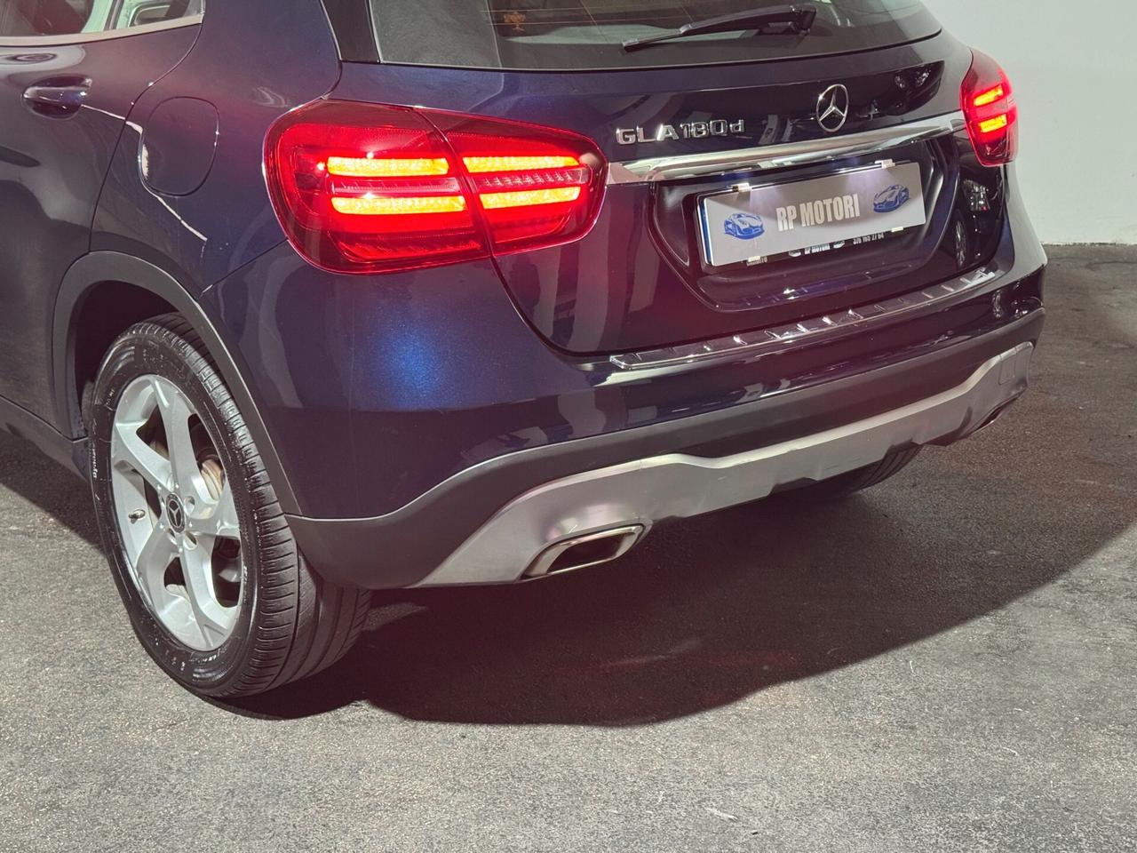 Mercedes-benz GLA 180 d Automatic Premium