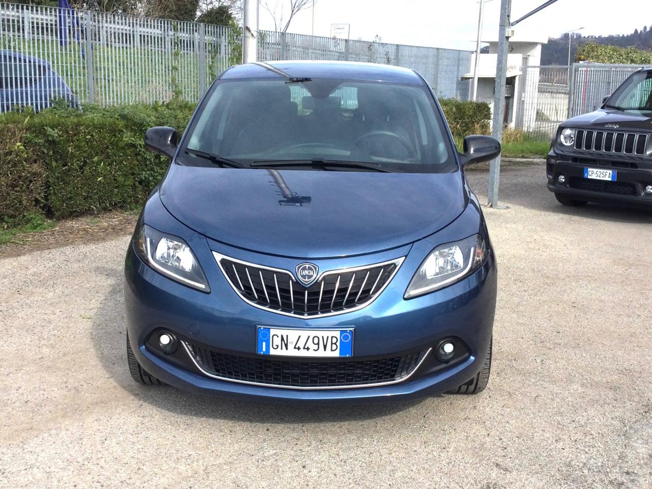 Lancia Ypsilon 1.0 FireFly S&S Hybryd Gold 5posti