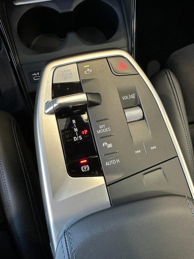 BMW 220 i 48V Active Tourer Msport Tetto-18"-Camera-IVA