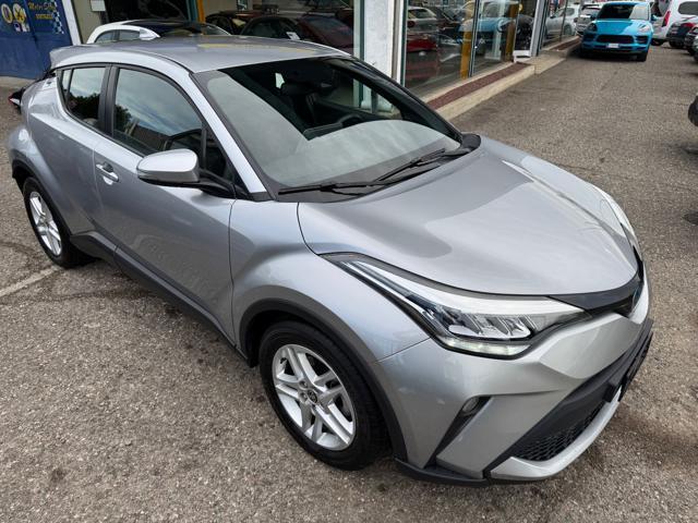 TOYOTA C-HR 1.8 Hybrid E-CVT Business