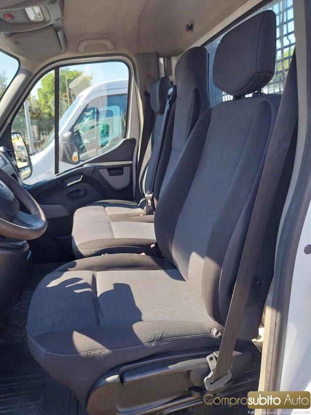 RENAULT Master T35 2.3 dCi Ribaltabile Trilaterale Gemellato