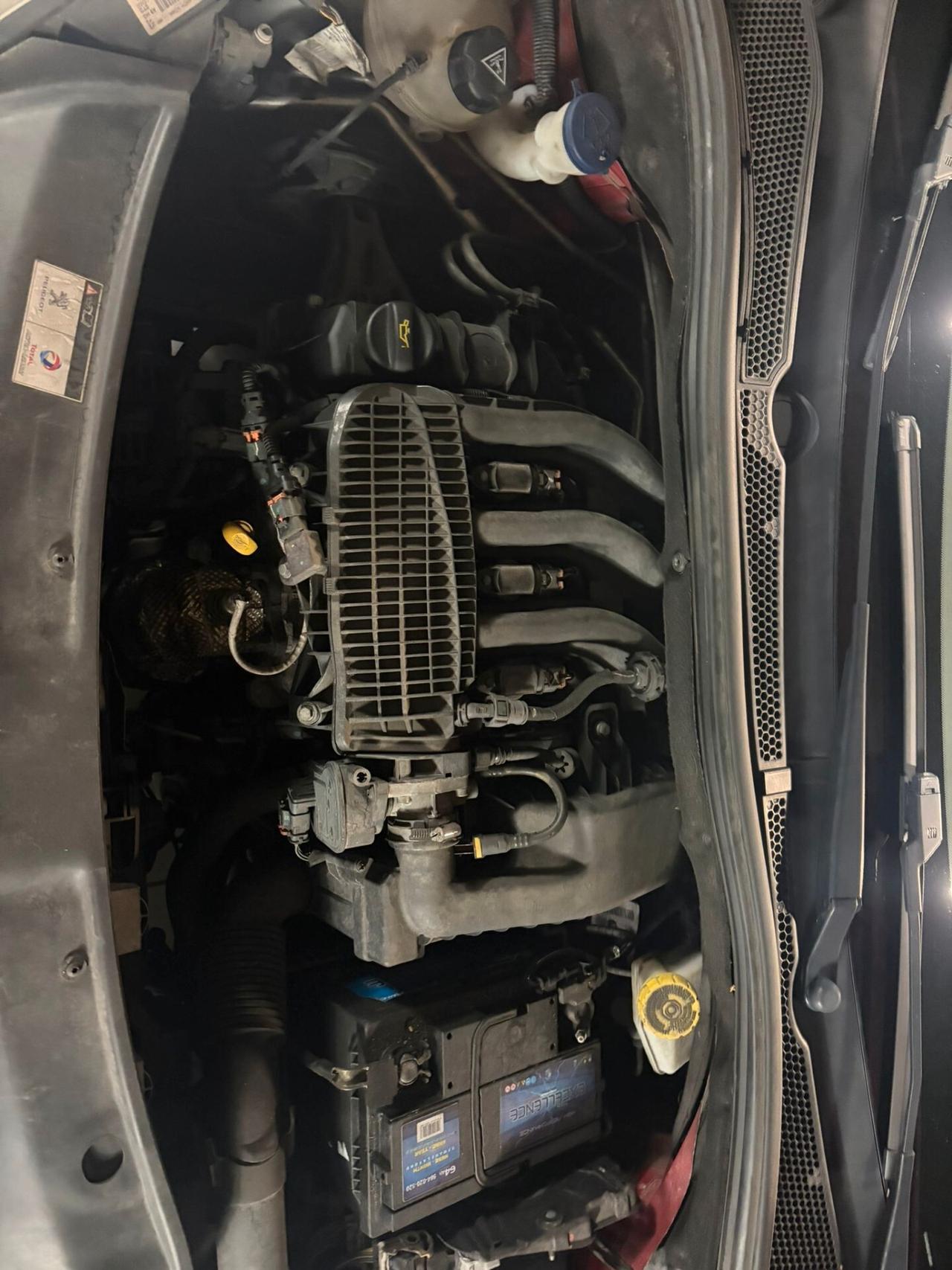 PEUGEOT 208 DEL 2013 BENZINA 110.000 KM