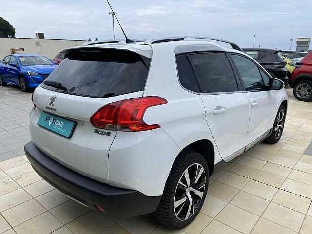 Peugeot 2008 BlueHDi 100 S&S Allure