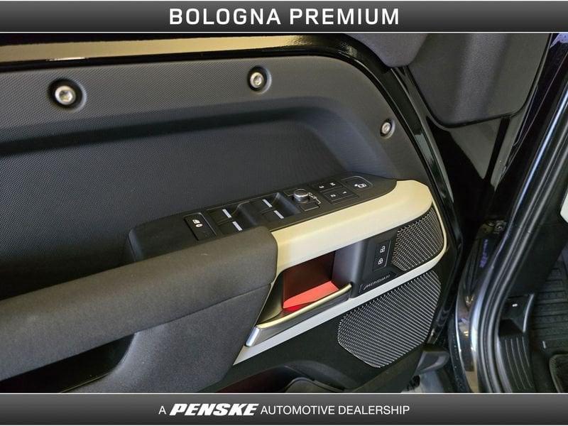 Land Rover Defender Defender 110 3.0D I6 250 CV AWD Auto XS Edition