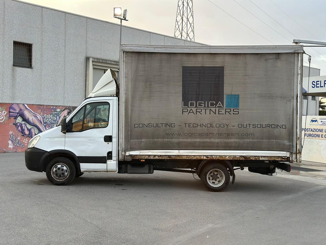 Iveco Dailly 35c17 motore rifatto con fattura