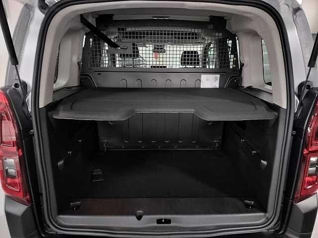 Citroen Berlingo BlueHDi 130 EAT8 Combi Plus KM Ø