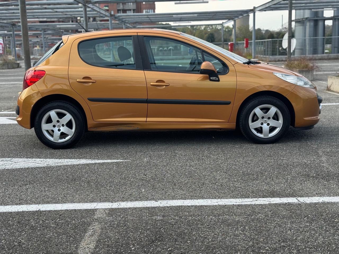 Peugeot 207 1.4 88CV 5p. XS