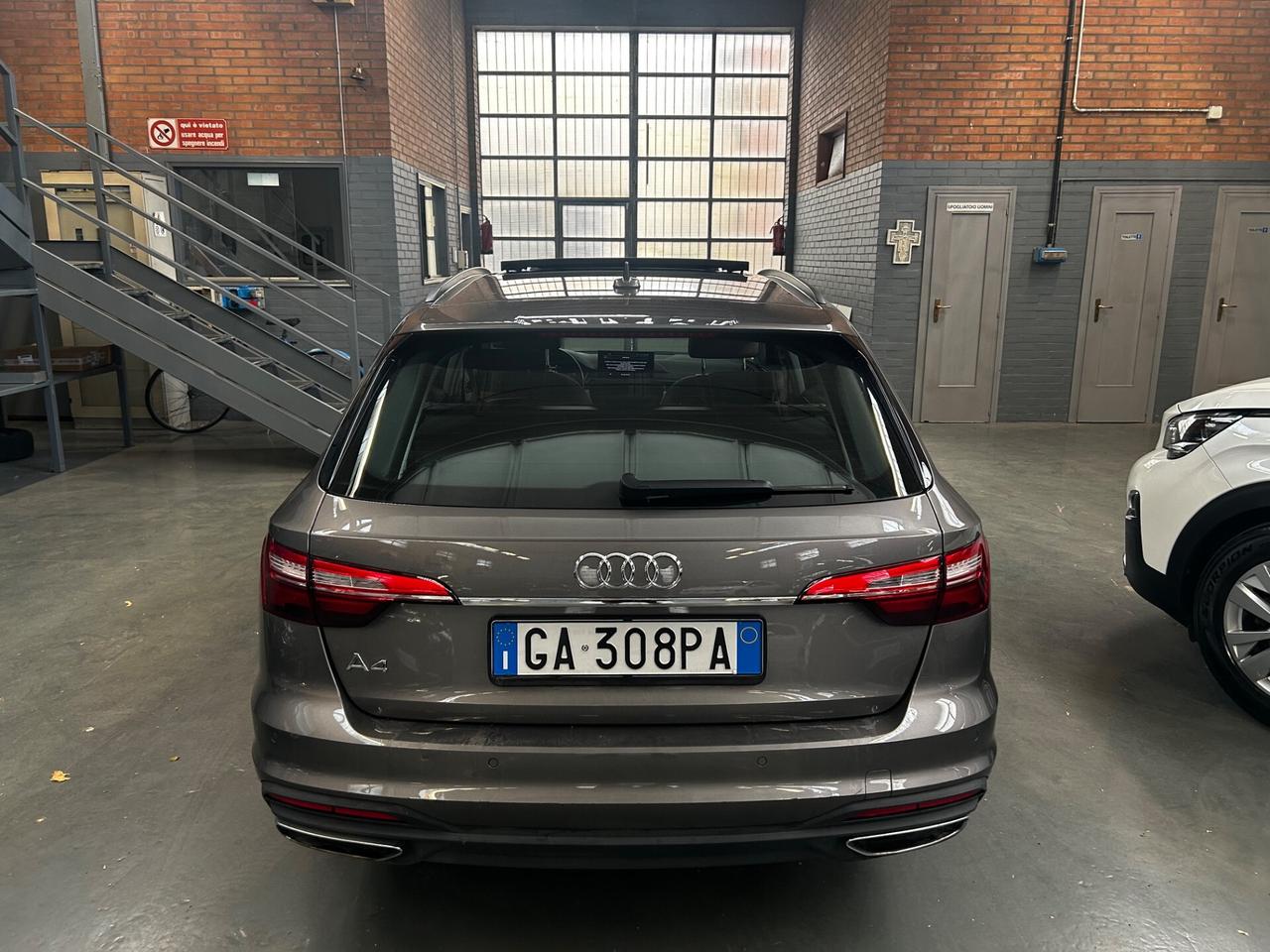 Audi A4 Avant 40 TDI S tronic Sport tetto panoramico
