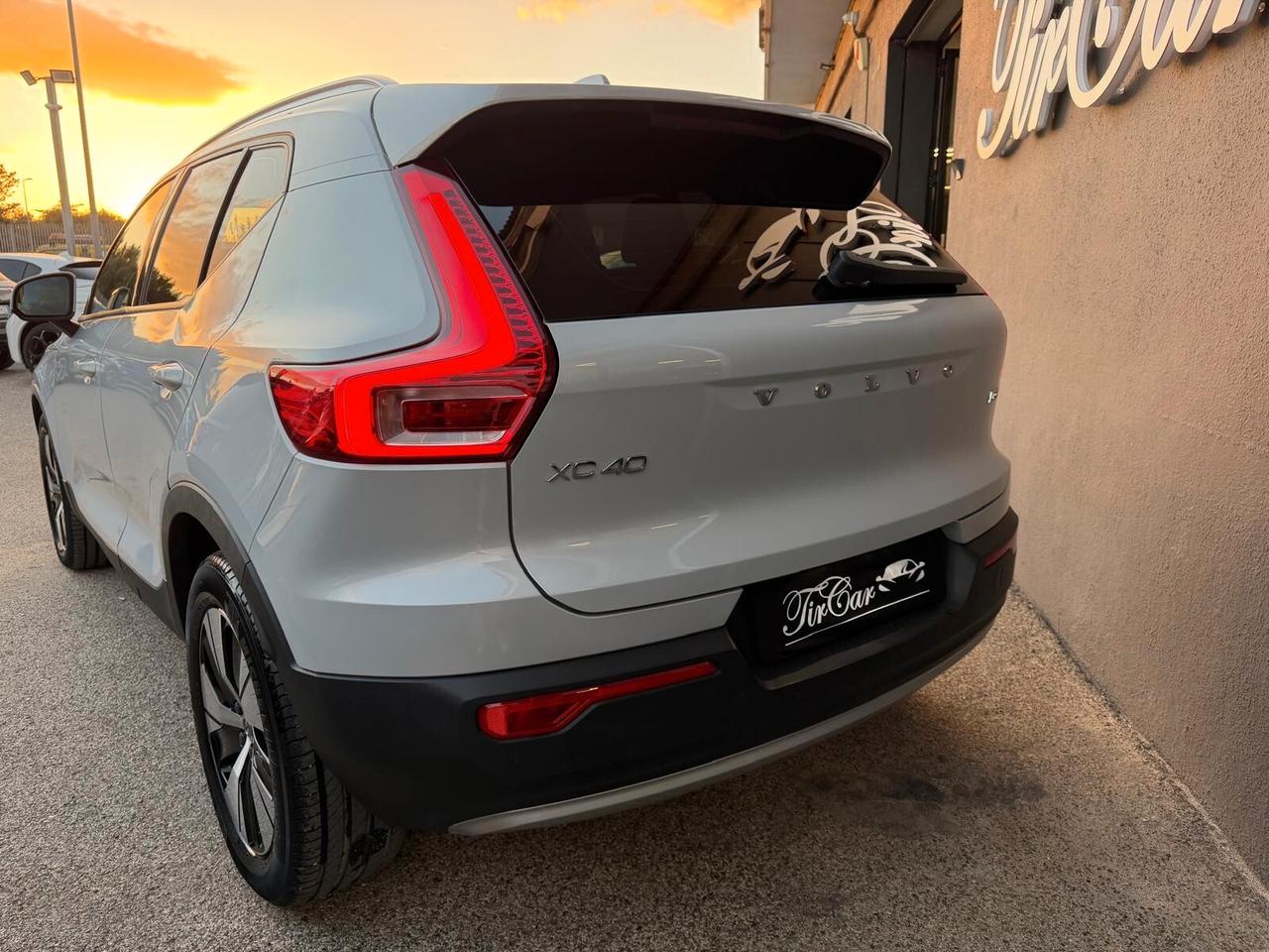VOLVO XC 40 D3 GEARTRONIC 2.0 150CV PELLE NAVI CAM ANNO 2020