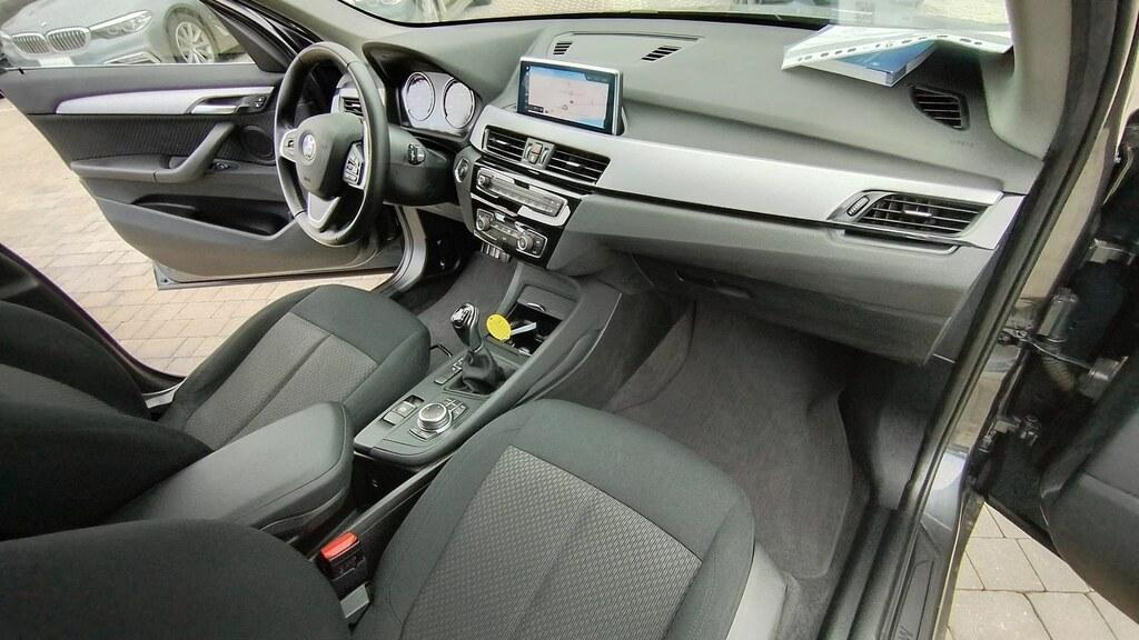 BMW X1 18 d Business Advantage sDrive