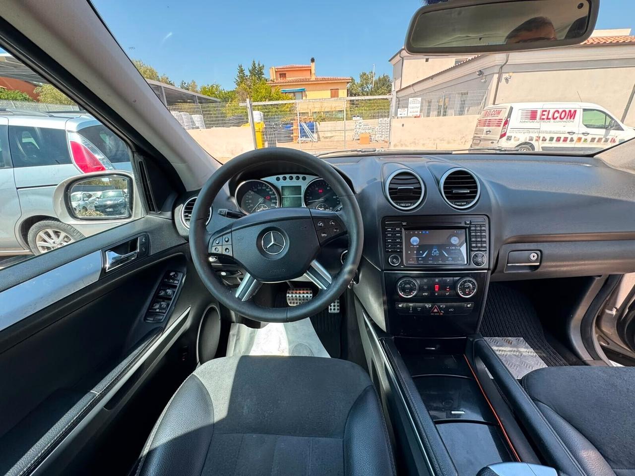MERCEDES ML320-GANCIO TRAINO