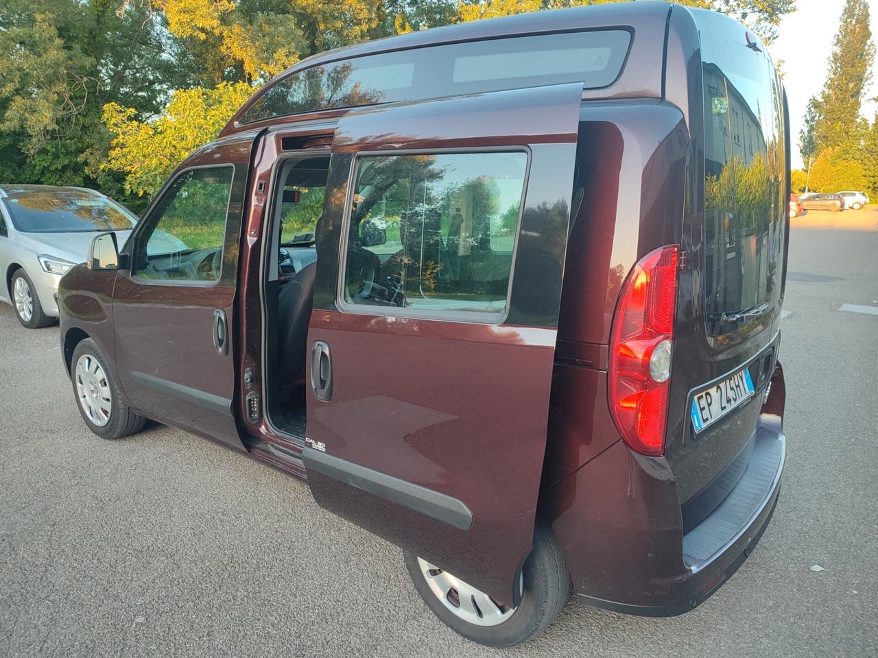 FIAT DOBLO 2012 BENZINA PEDANA DISABILI ELETTRICA TETTO ALTO