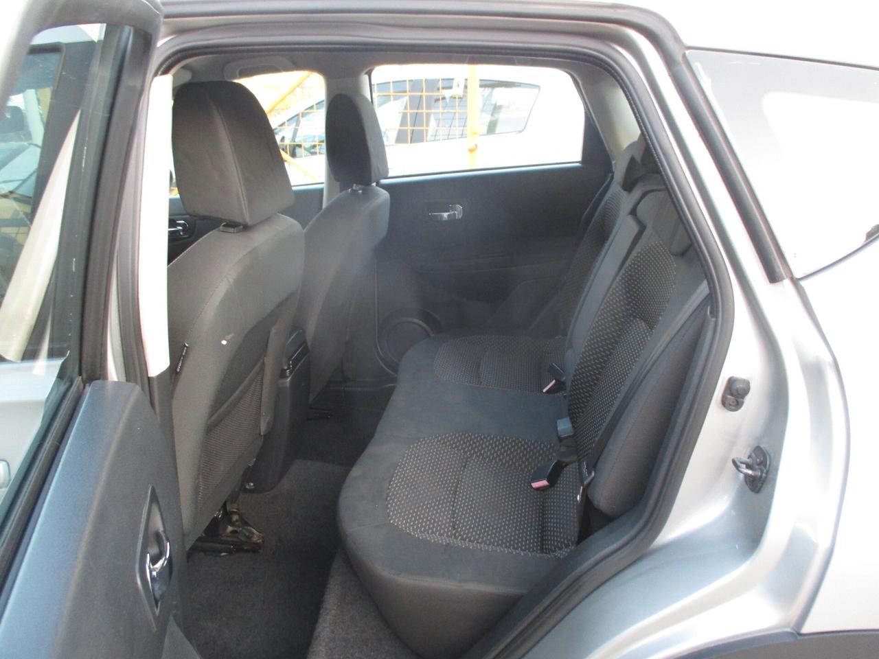 Nissan Qashqai 2.0 dCi DPF Tekna 2008