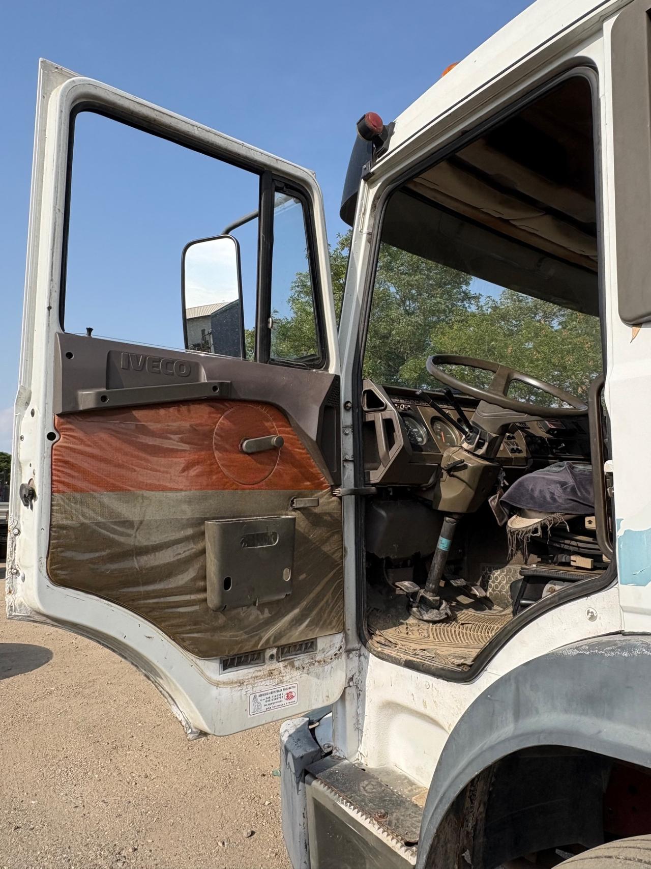 Iveco Turbotech 220 36 trattore 6x2