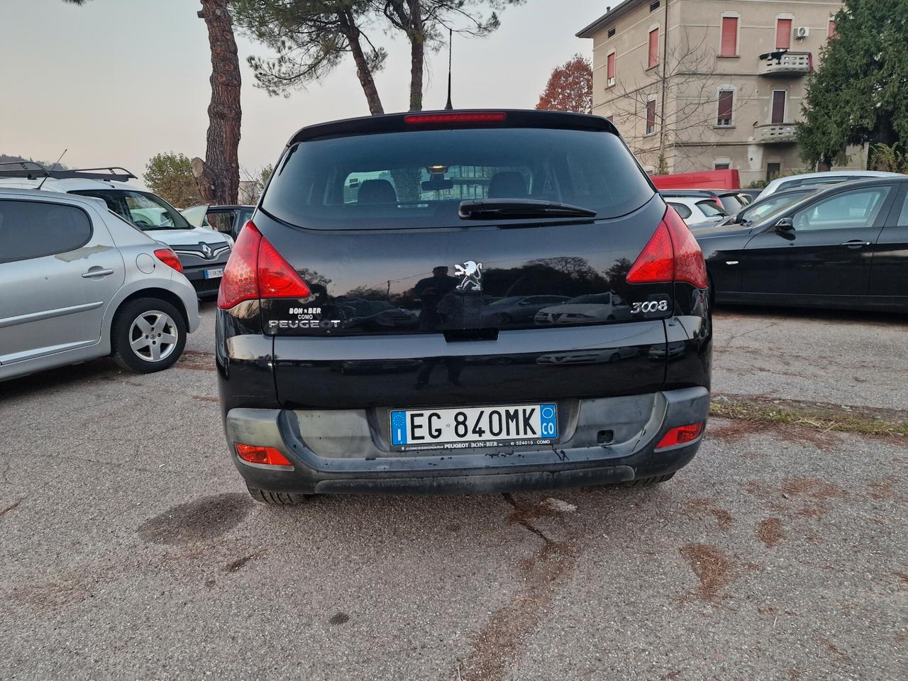 Peugeot 3008 1.6 HDi 112CV cambio robotizzato Tecno