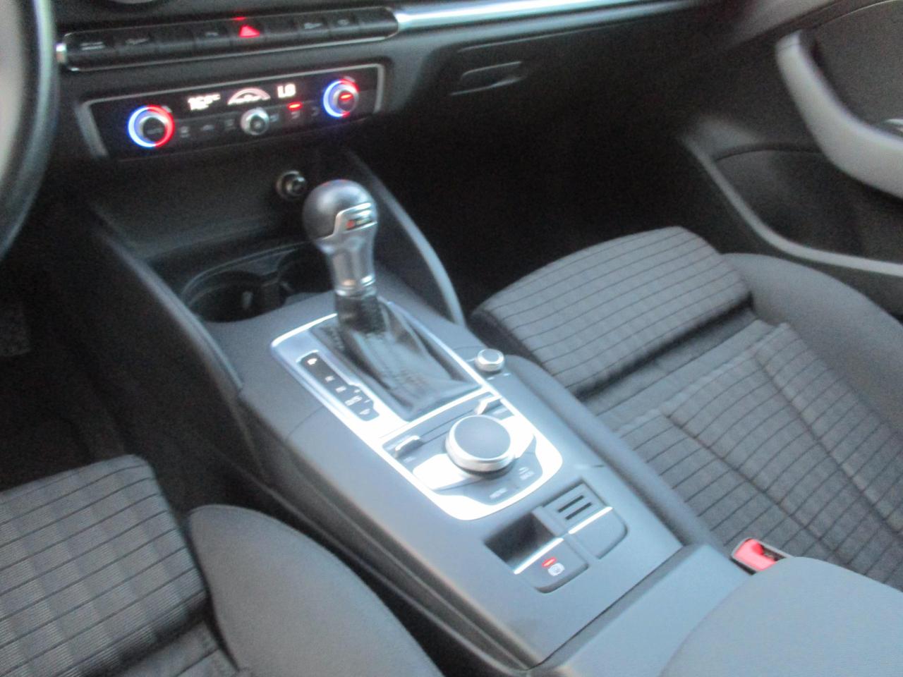 AUDI A3 SPORTBACK 35 2.0 tdi Sport 150cv