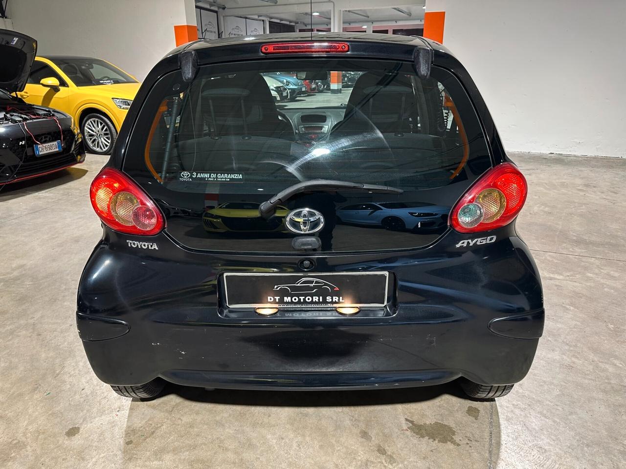 Toyota Aygo 1.0 5 PORTE-CLIMATIZZATORE