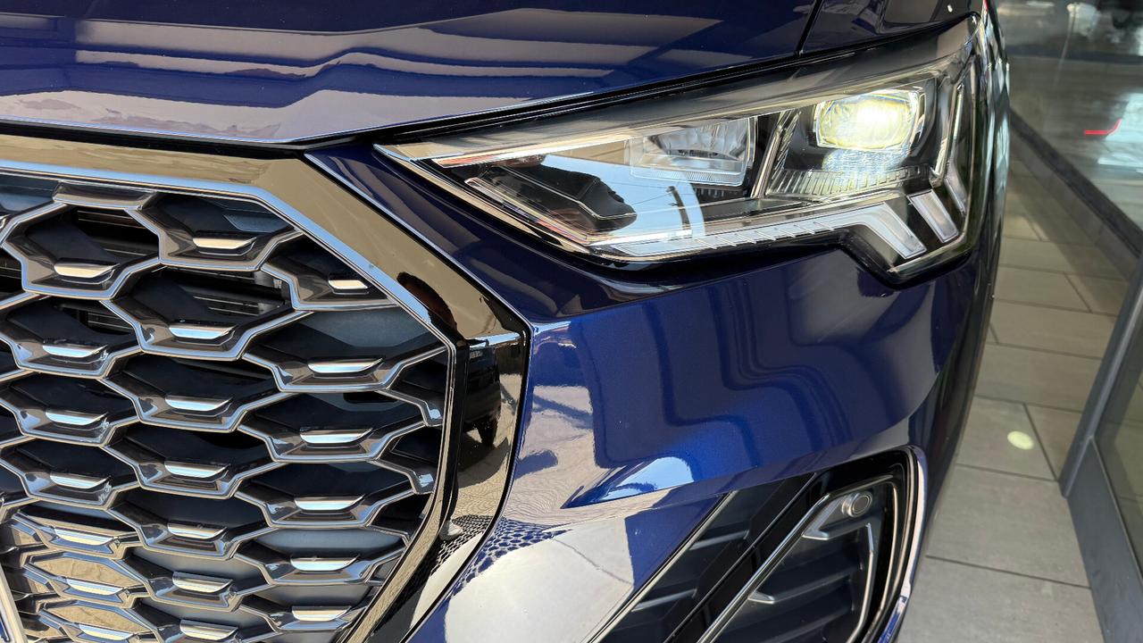 Audi Q3 SPORTBACK 35 TDI S LINE IDENTITY BLACK