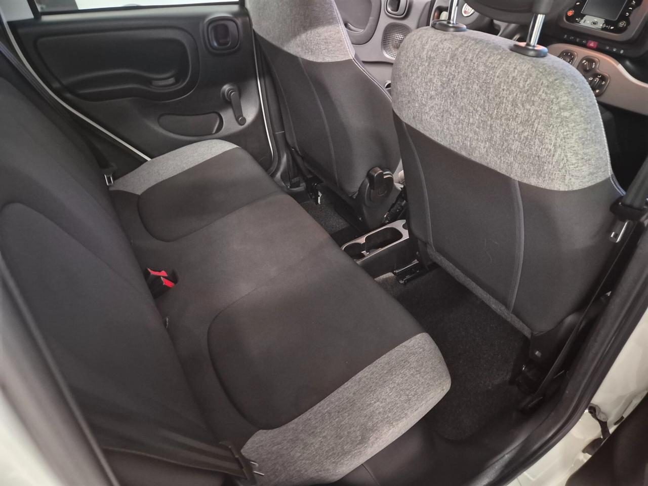 Fiat Panda ibrida benzina