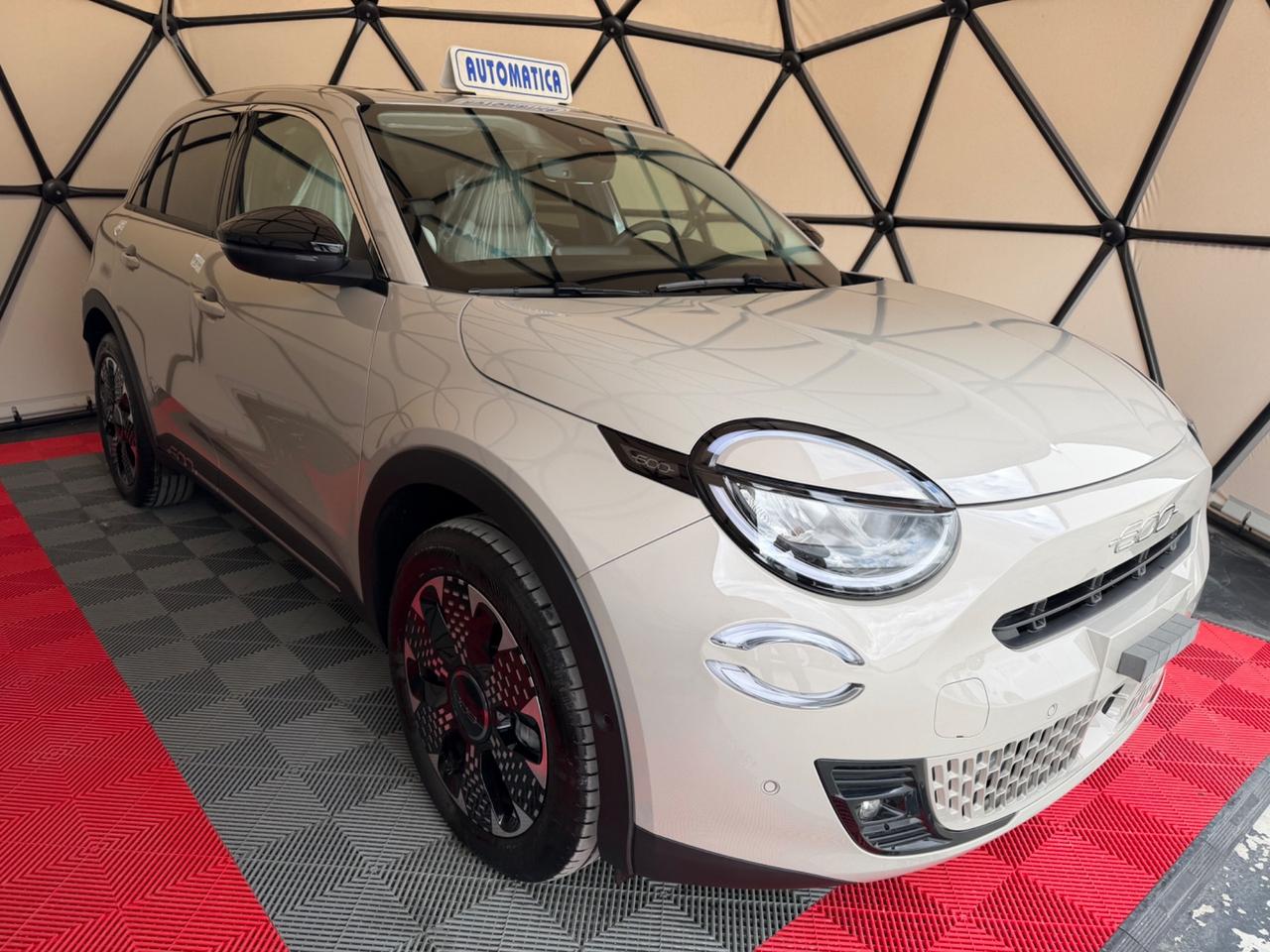 Fiat 600 Hybrid 110 CV DCT MHEV La Prima