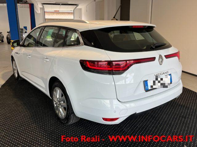 RENAULT Megane Sporter Blue dCi 115 CV Business AUTOCARRO N1