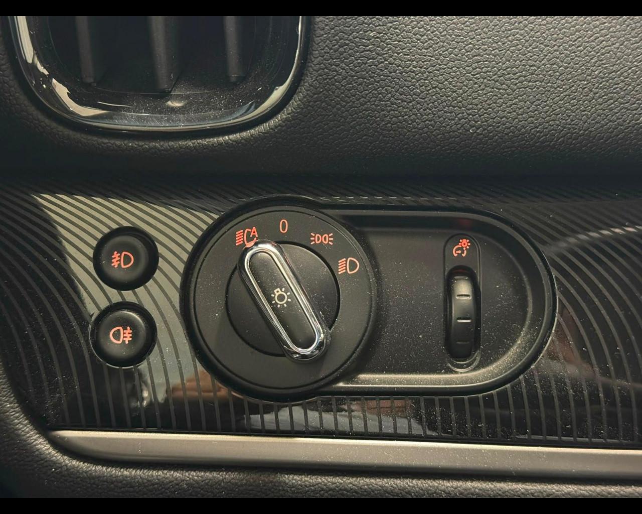 MINI Mini Countrym.(F60) - Mini 1.5 Cooper Classic Countryman