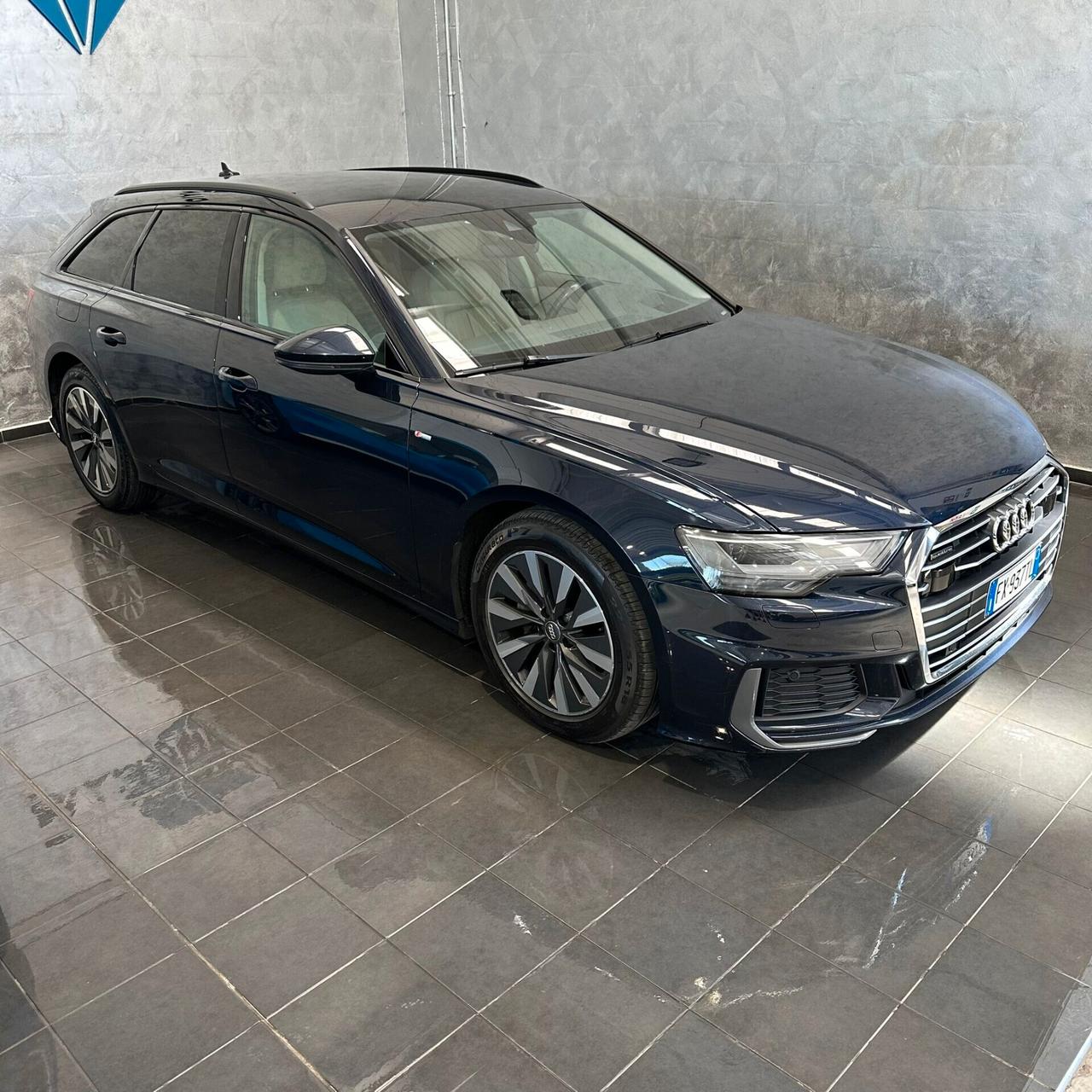 Audi A6 Avant 40 2.0 TDI quattro ultra S tronic S-LINE