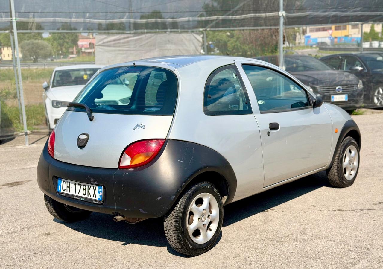 Ford Ka 2004 1.3 benzina km 140,000 ok neopatentati ! ! !