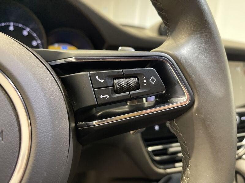 Porsche Macan 2.0 "Keyless entry"ACC*