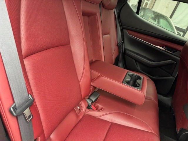 MAZDA 3 2.0L Skyactiv-X M-Hybrid Exclusive